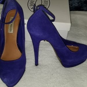 Blue/Purple suede pump with ankle strap